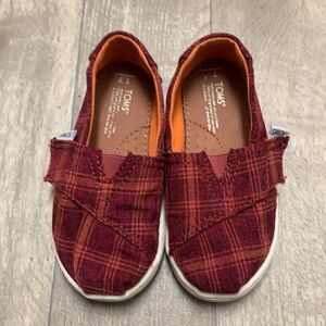 Baby Girls TOMS Slip On Shoes‎
